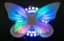Drukowany w 3D NeoPixelowy Pierścień Motyla, który pulsuje światłem