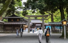 Turysta z USA zatrzymany w Japonii. Zbezcześcił świątynię