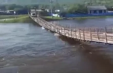 Przeprawa mostem udana niepowodzeniem
