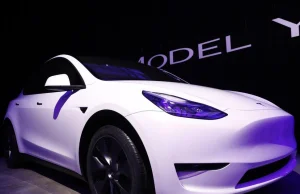 Tesla planuje produkcję auta za 25 tys. dol. już w tym roku. Popyt wystrzelił