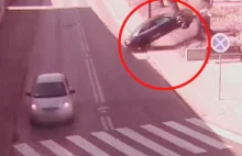 Za szybka jazda 19-latka skończyła się na drzewie