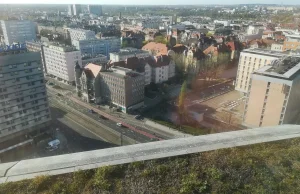 Poznański policjant przyłapany na sprzedaży narkotyków