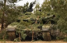 „Daszek antydronowy” nie uratował rosyjskiego czołgu T-90M.