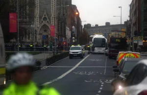 Atak nożownika w Dublinie. Troje dzieci rannych.