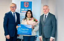 Uratowała nastolatka przed nożownikiem. Kierowca autobusue nagrodzona!