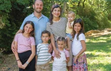 Ukończyli medycynę wychowując piątkę dzieci!