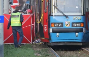 Motorniczy śmiertelnie potrącił dziewczyne we Wrocławiu