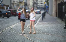 Ucieczka kobiet i miasta bez młodych ludzi. Demograficzny dramat w Polsce