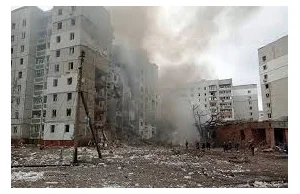 Atak rakietowy w pobliżu centrum Czernihowa. Są zabici i ranni