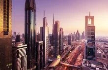 Dubaj - niewolnictwo za fasadą luksusu