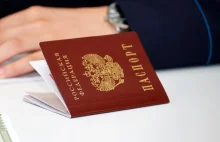 Zamachy i tajemniczy hurtownik paszportów w Polsce