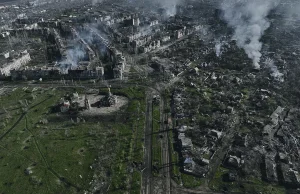 Zdjęcia z Bachmutu i Hims w Syrii. Oto zniszczenia spowodowane przez Rosję.