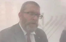 Braun usunięty z Allegro. "Popełnił większą zbrodnię niż Lenin i Stalin razem wz