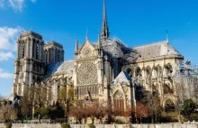 Na dach katedry Notre-Dame wróciła sygnaturka. Otwarcie świątyni już w grudniu