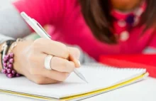 Policjantka podszyła się pod fikcyjną osobę i sfałszowała podpis. Żeby wysłać do