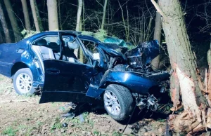 Tragedia! 20-letni kierowca BMW i pasażer ponieśli śmierć na miejscu.