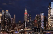 Empire State Building rozbłysnął biało-czerwonymi barwami z okazji Święta Niepod