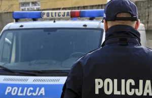 Warszawa. Zatrzymano troje policjantów. W tle oszustwa związane z Covid-19
