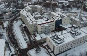 Niewyobrażalna tragedia w szpitalu w Nowym Sączu. Mężczyzna wypadł z okna | Nowy