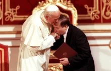 Jan Paweł II a Okrągły Stół. Dlaczego Kościół zaakceptował układ z komunistami?