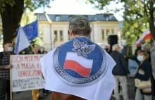 Polskie aństwo przegrywa z byłymi funkcjonariuszami UB.