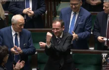 ❗️PILNE:❗️Skazani prawomocnym wyrokiem przestępcy wchodzą na salę plenarną Sejmu