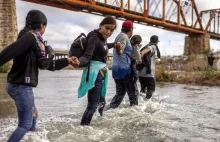 Meksyk: Coraz więcej migrantów do USA. Samotne dzieci forsują granicę