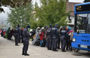 Nielegalna Migracja w Europie. Chcą rozstawić wojsko na granicy