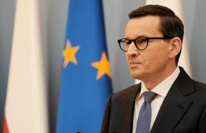 Morawiecki: "Środki z UE płyną do Polski". KE: "Nieprawda, nie płyną"