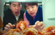 Netflix pokaże serial o kobiecie zmienionej w nuggeta z kurczaka