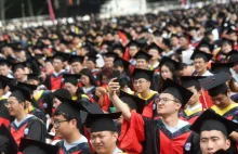 Chiny - Bezrobocie wśród młodych ludzi osiagnęło 21%