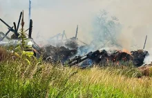 Pomorskie. 13-latek nie dogasił papierosa. Straty to ponad 60 tys. zł