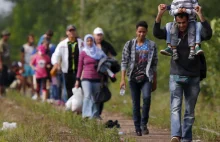 PRZEMYT nielegalnych migrantów przez Morze Śródziemne do UE WART setki milionów