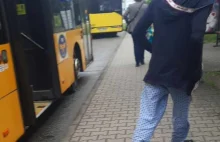 Zboczeniec masturbował się w autobusie w Katowicach. Patrzył na 23-latkę