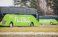 Kierowca zostawił seniorkę na parkingu. FlixBus stawia sprawę jasno