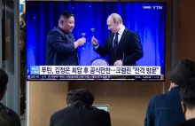 Kim Dzong Un przybył do Rosji. Putin błaga pariasa o pomoc