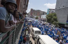 RPA: Chaos na ulicach, szalejące ceny i zamęt nawet w kostnicach - Wydarzenia