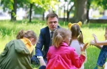 Katolicka szkoła NIE PRZYJĘŁA córki Szymona Hołowni.