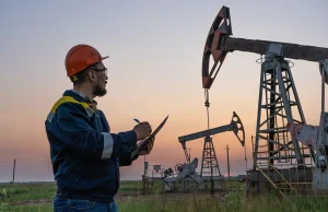 Ropa z Rosji. Zachodnie koncerny naftowe omijają sankcje - Money.pl