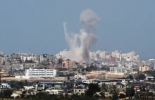 Jak izraelska armia wyburza budynki w strefie Gazy - taktyka 'Roof Knocking'