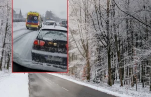 Karetka utknęła w śniegu na zakopiance. "Gdzie są służby drogowe"