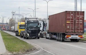 Przewoźnicy zablokują drogę. "Staliśmy się ofiarami konkurencji"