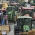 Hiszpania: Rolnicy blokują autostrady i niszczą produkty transportowane z Maroka