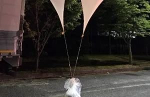 Zrzucili 150 balonów z workami śmieci. Północnokoreańska zemsta