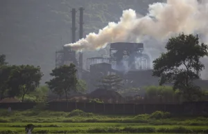 Indie, trzeci największy truciciel na ziemi, palą węglem w rekordowych ilościach