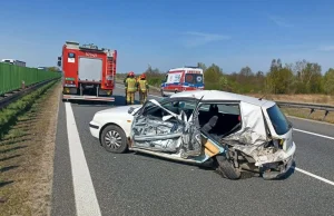 Wypadek na autostradzie A4 pod Legnicą. Kobieta cudem uniknęła śmierci