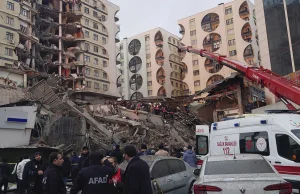 Trzęsienie ziemi w Turcji i Syrii. ponad 100 osób nie żyje