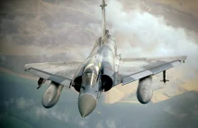 Francja zaopatrzy Ukrainę w myśliwce Mirage-2000