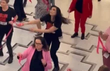 Taniec przeciw przemocy wobec kobiet w Sejmie RP