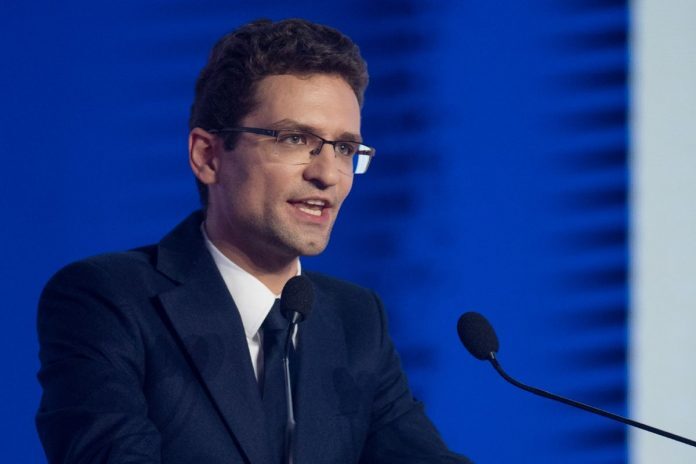 Konfederacja zapowiada ostre cięcie wydatków. Pierwszego dnia to jest ...